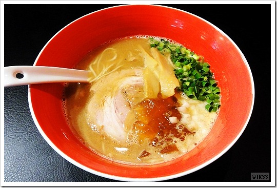 魚介豚骨醤油　麺eiji 平岸ベース（men-eiji HIRAGISHI BASE）