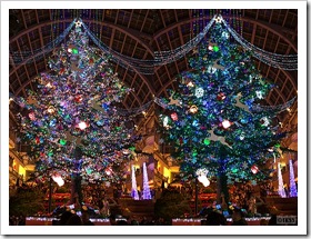 2009 サッポロファクトリーのジャンボクリスマスツリー