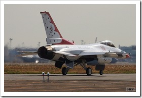 サンダーバーズ at CHITOSE Air Base