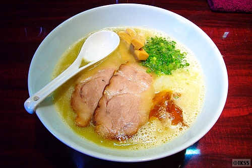 濃厚魚介豚骨麺（塩）　麺 eiji