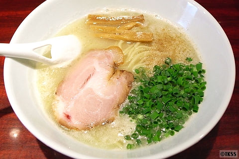 ソルトン　麺eiji