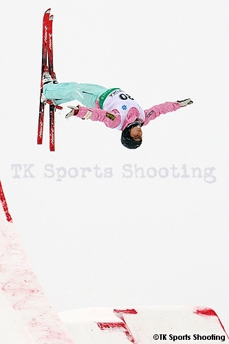 第２９回全日本スキー選手権大会フリースタイル競技エアリアル種目　女子１位：逸見佳代